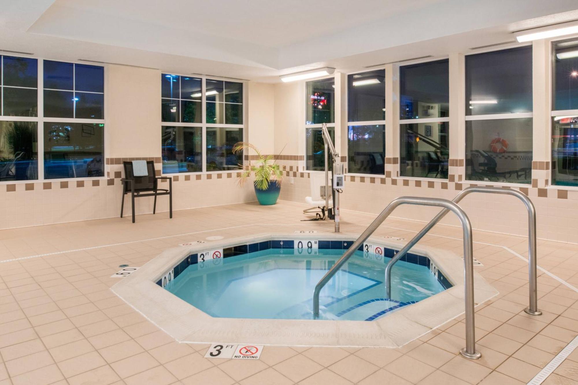 Residence Inn By Marriott Харрисонберг Экстерьер фото