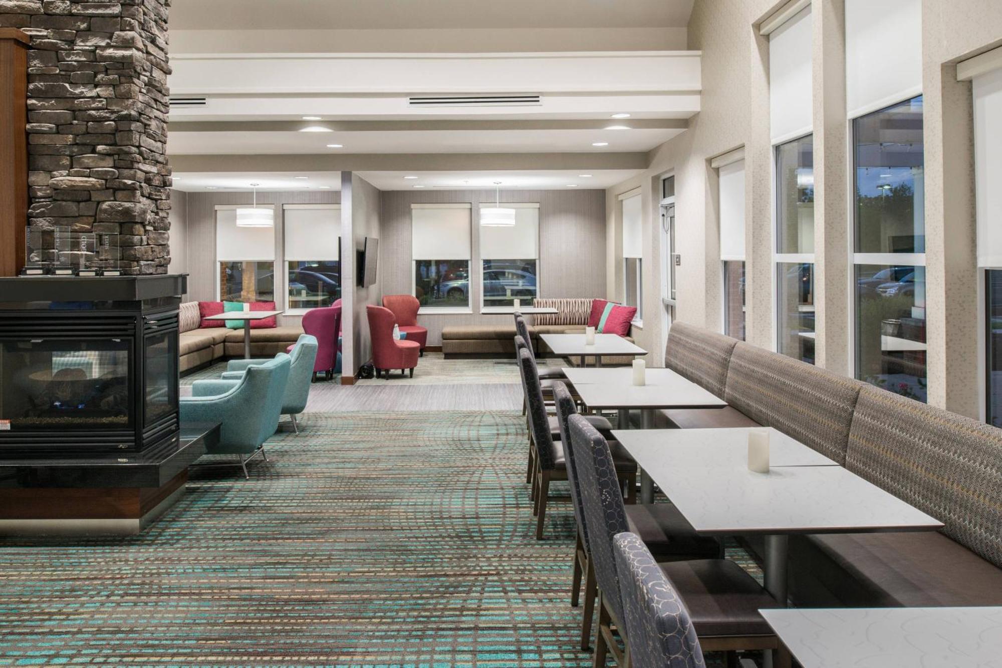 Residence Inn By Marriott Харрисонберг Экстерьер фото