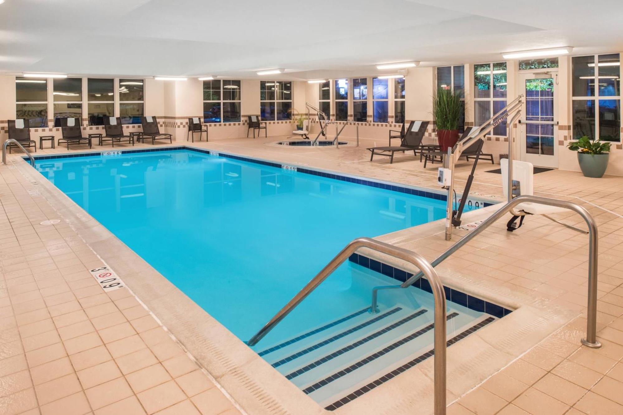 Residence Inn By Marriott Харрисонберг Экстерьер фото